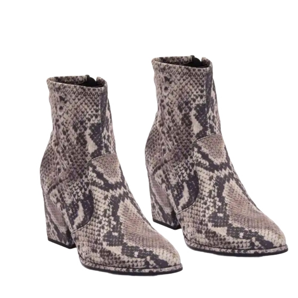 Nwt Marc Fisher Snakeprint Stretch Bootie 6 - image 1